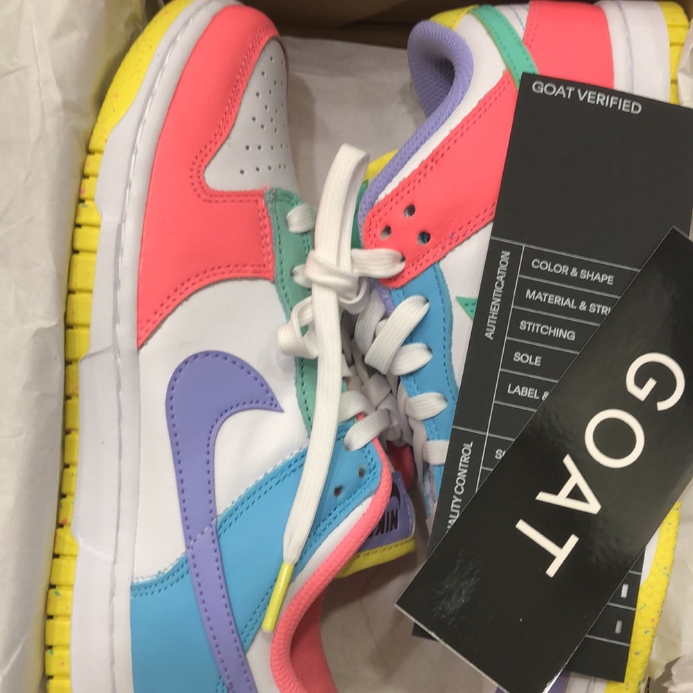 Nike Dunk Low SE Easter Candy